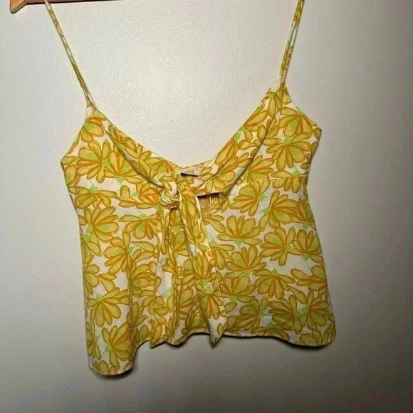 NWT ZARA YELLOW PRINTED TIE TOP WITH KNOT M - Picture 3 of 7